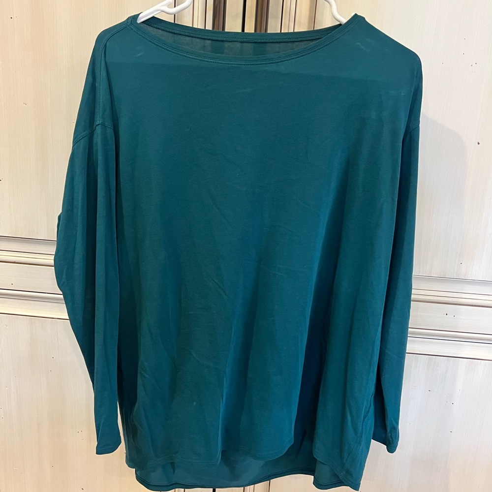 Lululemon Back in Action long sleeve shirt